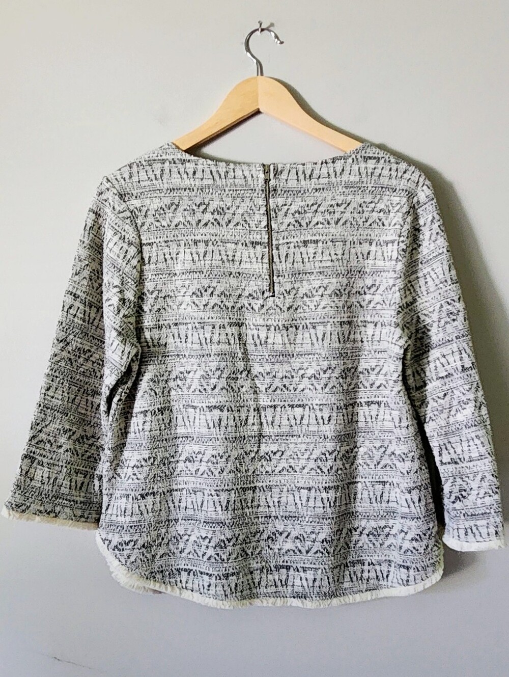 Anthropologie W5 Black and White Textured Top Sz M - Picture 2 of 5